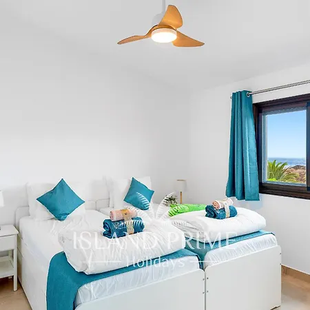 Daire Stunning Ocean Views Holiday With Heated Pool In Amarilla Golf San Miguel de Abona